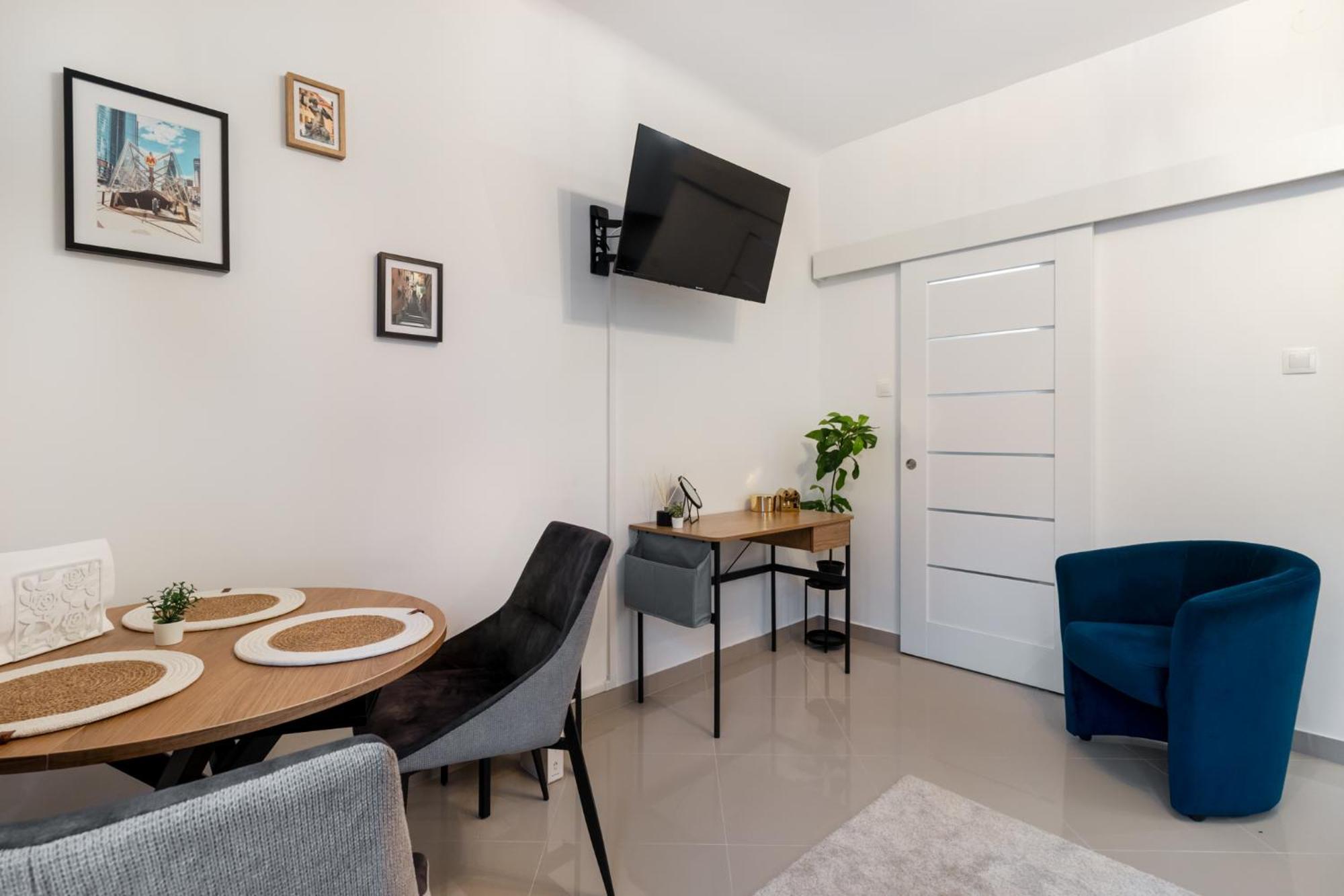 Golden Apartments Warsaw-Cozy Studio-Old Town&Orla Buitenkant foto